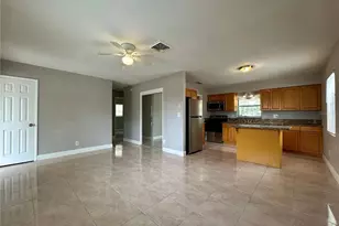816 62nd Ave NE, Saint Petersburg, FL 33702 - Photo 9