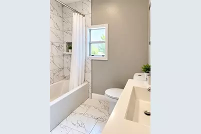 1007 15th Avenue NW, Largo, FL 33770 - Photo 13