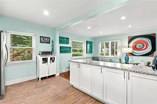 3108 10th St N, Saint Petersburg, FL 33704 - Photo 13