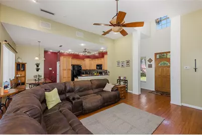 31524 Cross Creek Lane, Wesley Chapel, FL 33543 - Photo 11