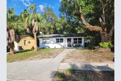 621 Lincoln Avenue, Tarpon Springs, FL 34689 - Photo 1