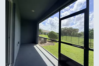 7058 Ripple Pond Loop, Zephyrhills, FL 33541 - Photo 15