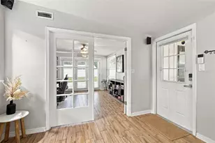 3306 Nakora Dr, Tampa, FL 33618 - Photo 17
