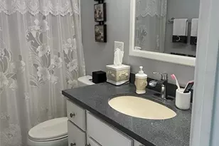 15 Thatch Palm St E, Largo, FL 33770 - Photo 23