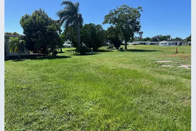 15 Thatch Palm Street E, Largo, FL 33770 - Photo 5