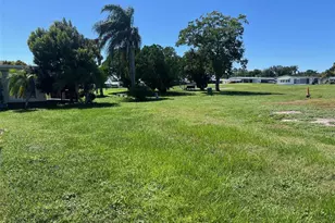 15 Thatch Palm St E, Largo, FL 33770 - Photo 5