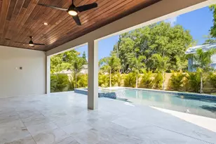 1009 W Coral St, Tampa, FL 33602 - Photo 7