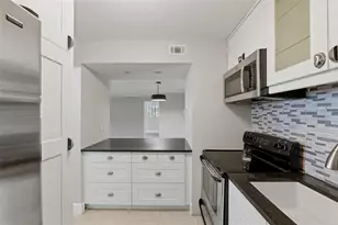 6014 Laketree Ln, Temple Terrace, FL 33617 - Photo 15