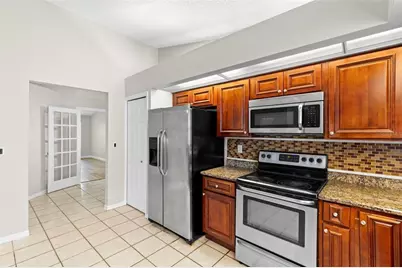 17504 Woodthrush Place, Tampa, FL 33647 - Photo 15
