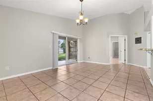 17504 Woodthrush Pl, Tampa, FL 33647 - Photo 11
