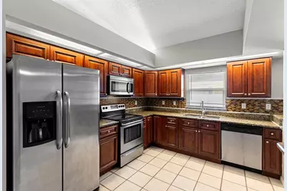 17504 Woodthrush Place, Tampa, FL 33647 - Photo 13
