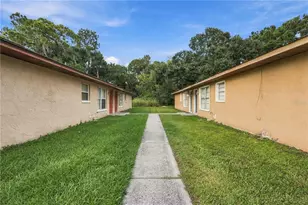 2461 Chestnut Woods Dr, Lakeland, FL 33815 - Photo 3