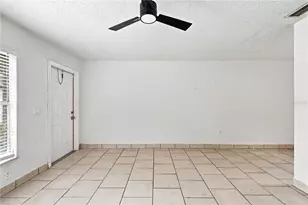 2461 Chestnut Woods Dr, Lakeland, FL 33815 - Photo 9