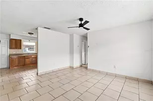 2461 Chestnut Woods Dr, Lakeland, FL 33815 - Photo 7