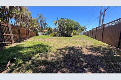 10007 Linden Place Drive, Seminole, FL 33776 - Photo 21