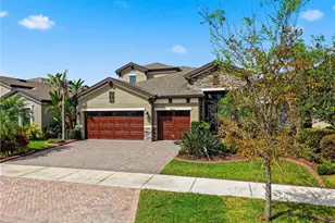 14608 Red Castle Ave, Lithia, FL 33547 - Photo 3