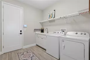 14608 Red Castle Ave, Lithia, FL 33547 - Photo 43