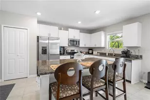 12949 Wildflower Meadow Dr, Riverview, FL 33579 - Photo 5