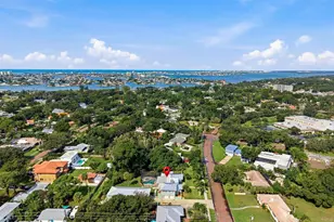 6930 Bougainvilla Ave S, Saint Petersburg, FL 33707 - Photo 81