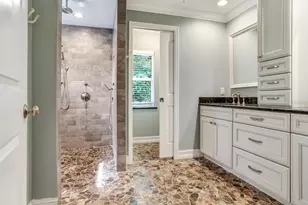 6930 Bougainvilla Ave S, Saint Petersburg, FL 33707 - Photo 45