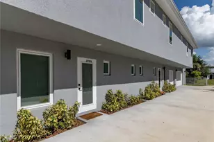310 Hibiscus St, Tarpon Springs, FL 34689 - Photo 3