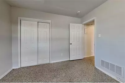 1505 E Genesee Street, Tampa, FL 33610 - Photo 11