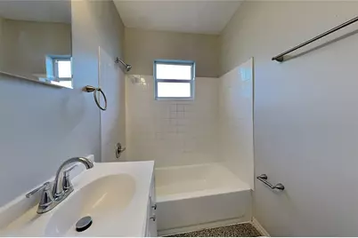 1505 E Genesee Street, Tampa, FL 33610 - Photo 9