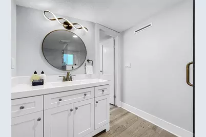 115 90th Avenue, Treasure Island, FL 33706 - Photo 27