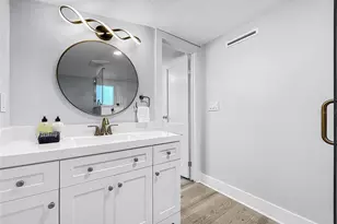 115 90th Ave, Treasure Island, FL 33706 - Photo 27