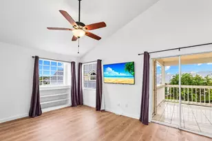6924 Stonesthrow Cir N, Saint Petersburg, FL 33710 - Photo 15