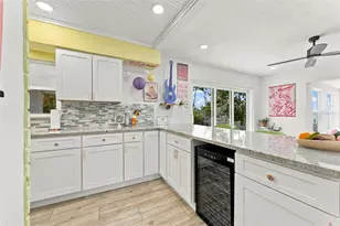 135 Harbor Dr, Palm Harbor, FL 34683 - Photo 15