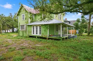 226 N Grosse Ave, Tarpon Springs, FL 34689 - Photo 3