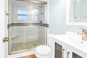 951 79th Ave N, Saint Petersburg, FL 33702 - Photo 21