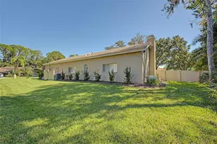 1558 E Lake Woodlands Pkwy, Oldsmar, FL 34677 - Photo 35