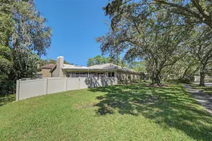 1558 E Lake Woodlands Pkwy, Oldsmar, FL 34677 - Photo 33