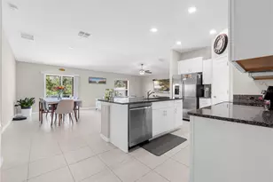 15436 Miller Creek Dr, Sun City Center, FL 33573 - Photo 5