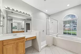 219 Ronja Ln, Valrico, FL 33594 - Photo 11
