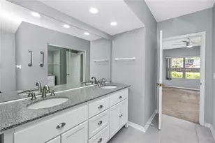 14460 Marina Way, Seminole, FL 33776 - Photo 23