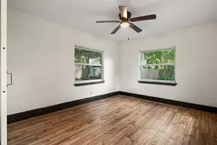 2111 Burlington Ave N, Saint Petersburg, FL 33713 - Photo 19