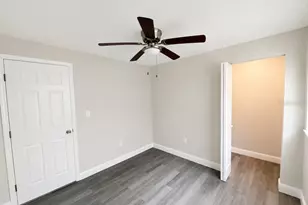1314 16th St W, Bradenton, FL 34205 - Photo 3