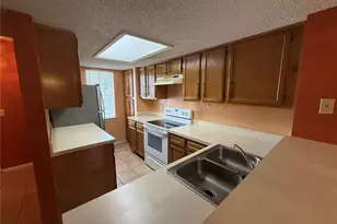 6681 121st Ave, Largo, FL 33773 - Photo 5