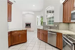 134 Varsity Cir, Altamonte Springs, FL 32714 - Photo 9