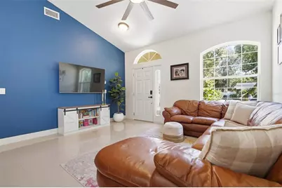 7024 N Dakota Avenue, Tampa, FL 33604 - Photo 13