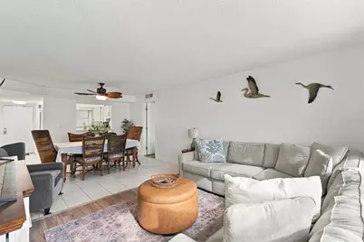 11000 Gulf Boulevard #1002, Treasure Island, FL 33706 - Photo 15
