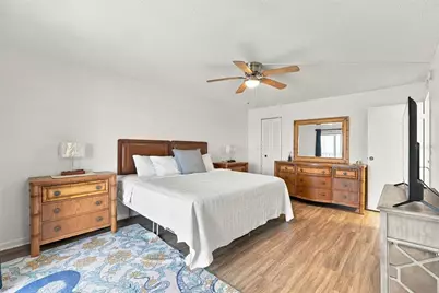 11000 Gulf Boulevard #1002, Treasure Island, FL 33706 - Photo 43