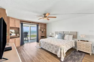 11000 Gulf Blvd, Treasure Island, FL 33706 - Photo 23