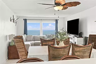 11000 Gulf Blvd, Treasure Island, FL 33706 - Photo 7
