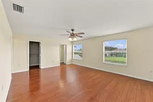 8826 Royal Enclave Blvd, Tampa, FL 33626 - Photo 23