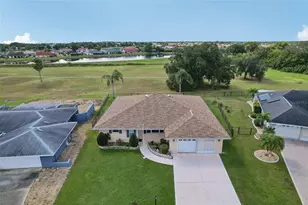 1806 Pineapple Palm Ct., Sun City Center, FL 33573 - Photo 1