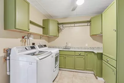 1806 Pineapple Palm Court, Sun City Center, FL 33573 - Photo 23